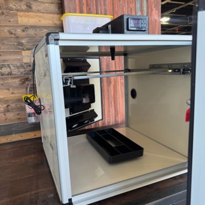 Image showing  Queen Bee Incubator for Langstroth Frames