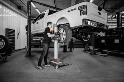 Image showing  Power Lifter - Wheel lifter for SUV & LT Tires