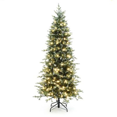 LuxenHome 6.5 ft. Pre-Lit Green PE/PVC Artificial Pine Christmas Tree with Metal Stand