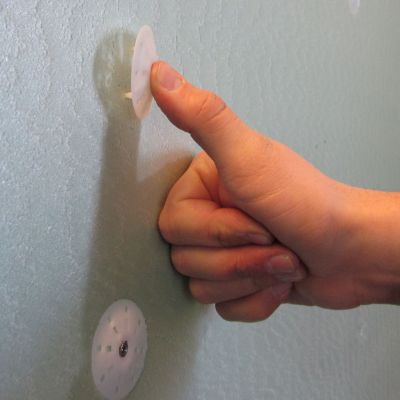 Image showing 9 th TruFast 1.75 in. Plasti-Grip Ci Prong Washer, 250 pk., White Plastic Plasti-Grip Ci Prong Insulation Washer