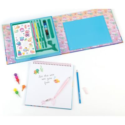 Image showing 6 th Make It Real 3C4G: Seas The Day! Aquatic Artist Drawing Set