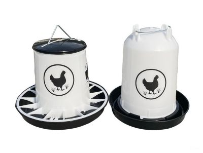 Zylina Chicken Waterer 1.5 gal. and Feeder 13 lb. Combo, Black
