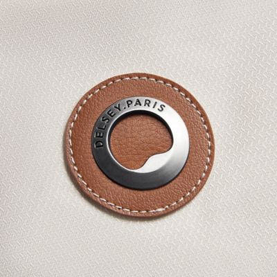 Image showing 6 th Delsey Chatelet Air 2.0 Garment Cover for Hanging Clothes, Suits & Dresses in Angora