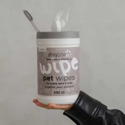 Image showing  Cleansing Wipes Canister: Aloe Vera 200 ct., Updated Packaging