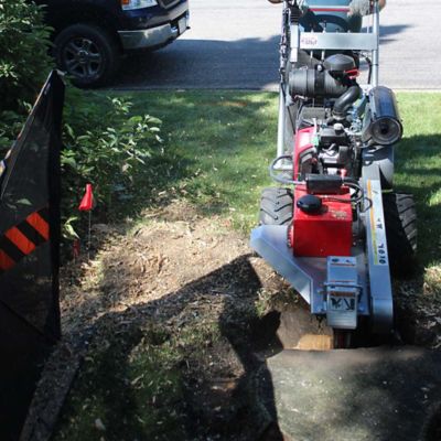 Image showing 3 th Dosko Stump Grinder 20 HP Self-Propelled Honda GX630
