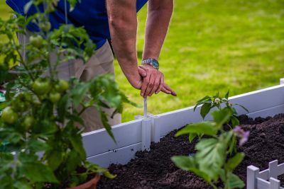 Image showing  Classic 6 x 6ft. Vinyl Keyhole Composting Garden Bed