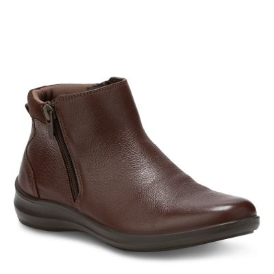 Eastland Women's Winnow Chelsea Zipper Boot