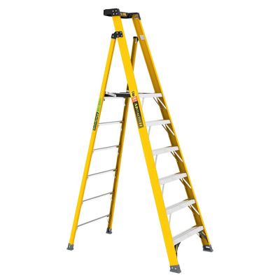 Metaltech Safespace Platform Fiberglass Step Ladder, 6 ft.