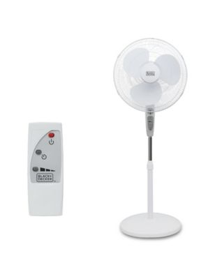 Black & Decker 18 in. Oscillating Pedestal Fan with Remote, White