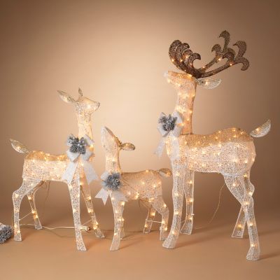 Gerson International Cozy Electric Lighted Indoor/Outdoor Reindeer with 210 Lights