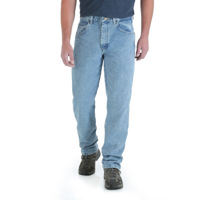Wrangler Men's Relaxed Fit Mid-Rise Rugged Wear Jeans - 6337659 at Tractor  Supply Co.