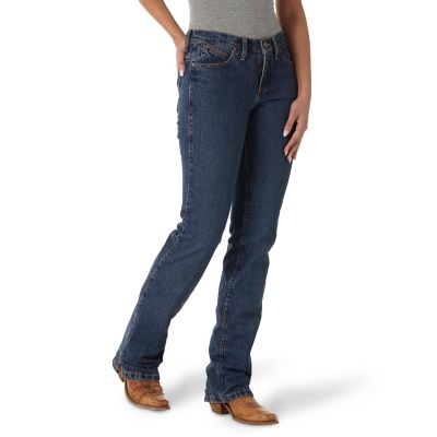Wrangler Women's Classic Fit Mid-Rise Cowgirl Cut Ultimate Riding Jeans at  Tractor Supply Co.